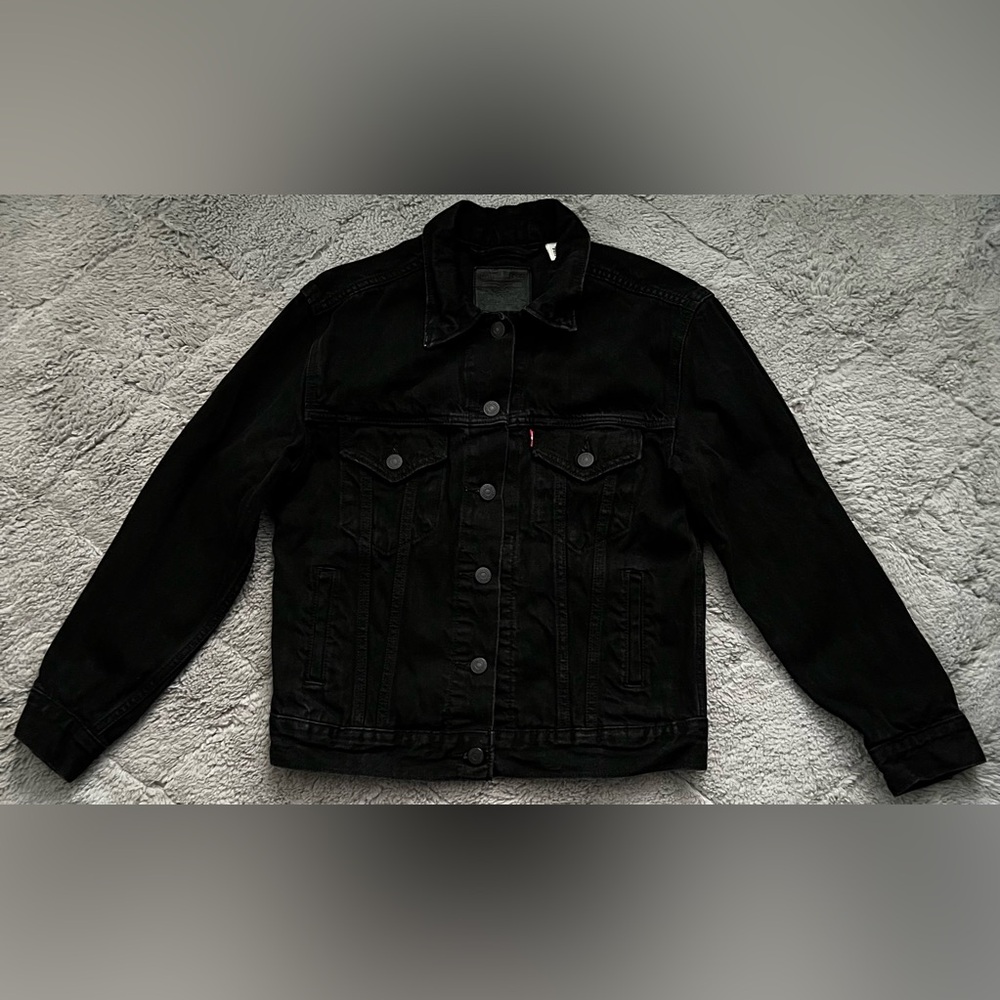 Levi’s Women’s Ex-Boyfriend Trucker Jacket
